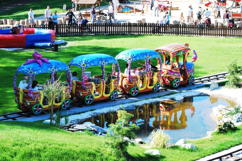 Zaurolandia Rodzinny Park Rozrywki - zdjęcie 3